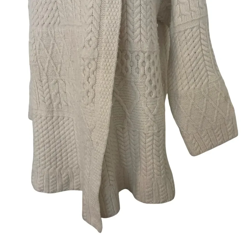 Vintage 60s Carraig Donn Ireland 100% Merino Wool Fisherman Knit Swing Cardigan
